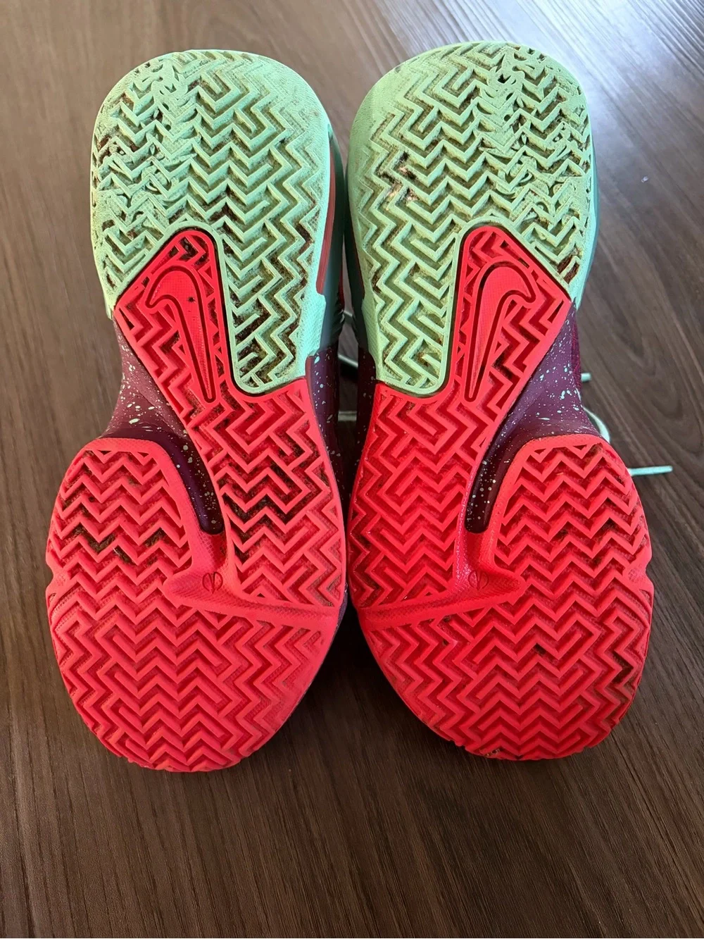 Nike LeBron Witness 7 SE GS Basketball Shoes
